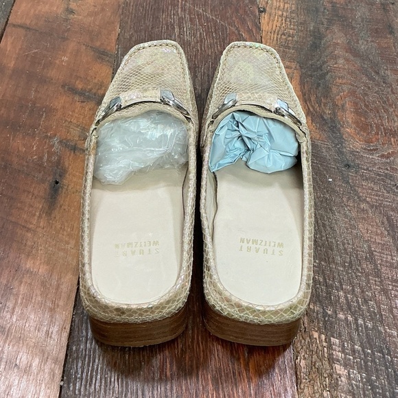 Stuart Weitzman Metallic Snakeskin Loafers with Silver Hardware Women’s size 7.5 - Picture 4 of 15
